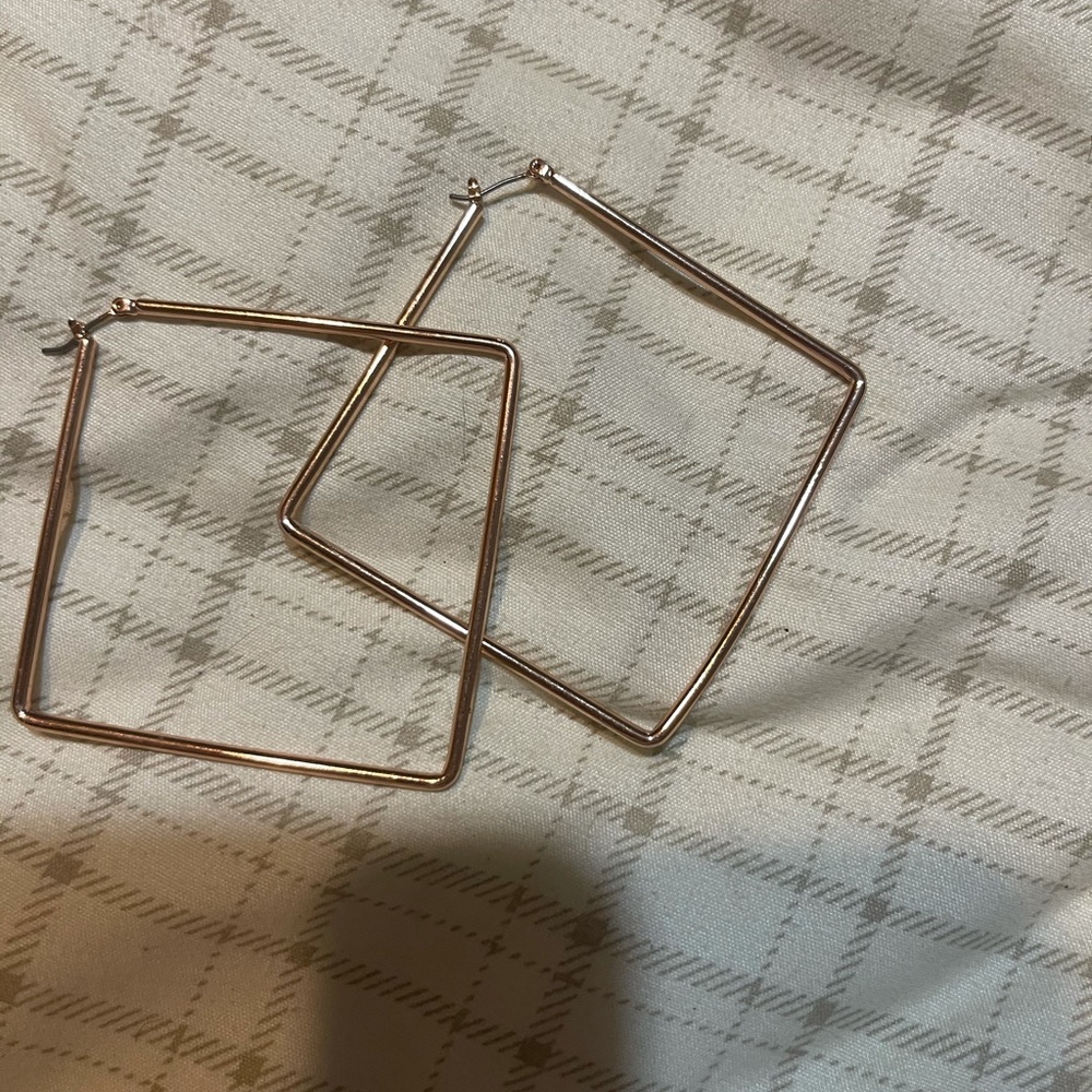 Uncommon James Earrings